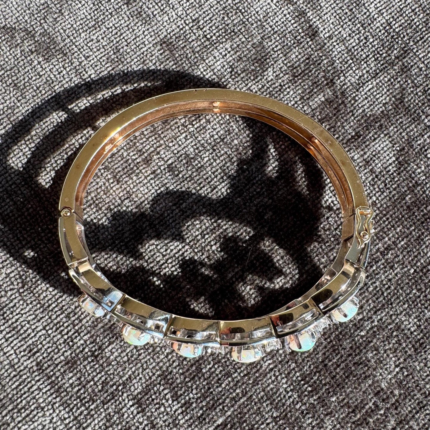 Stunning Vintage Estate 14K Opal and 1.80 CTW Diamond Scalloped Hinged Bracelet