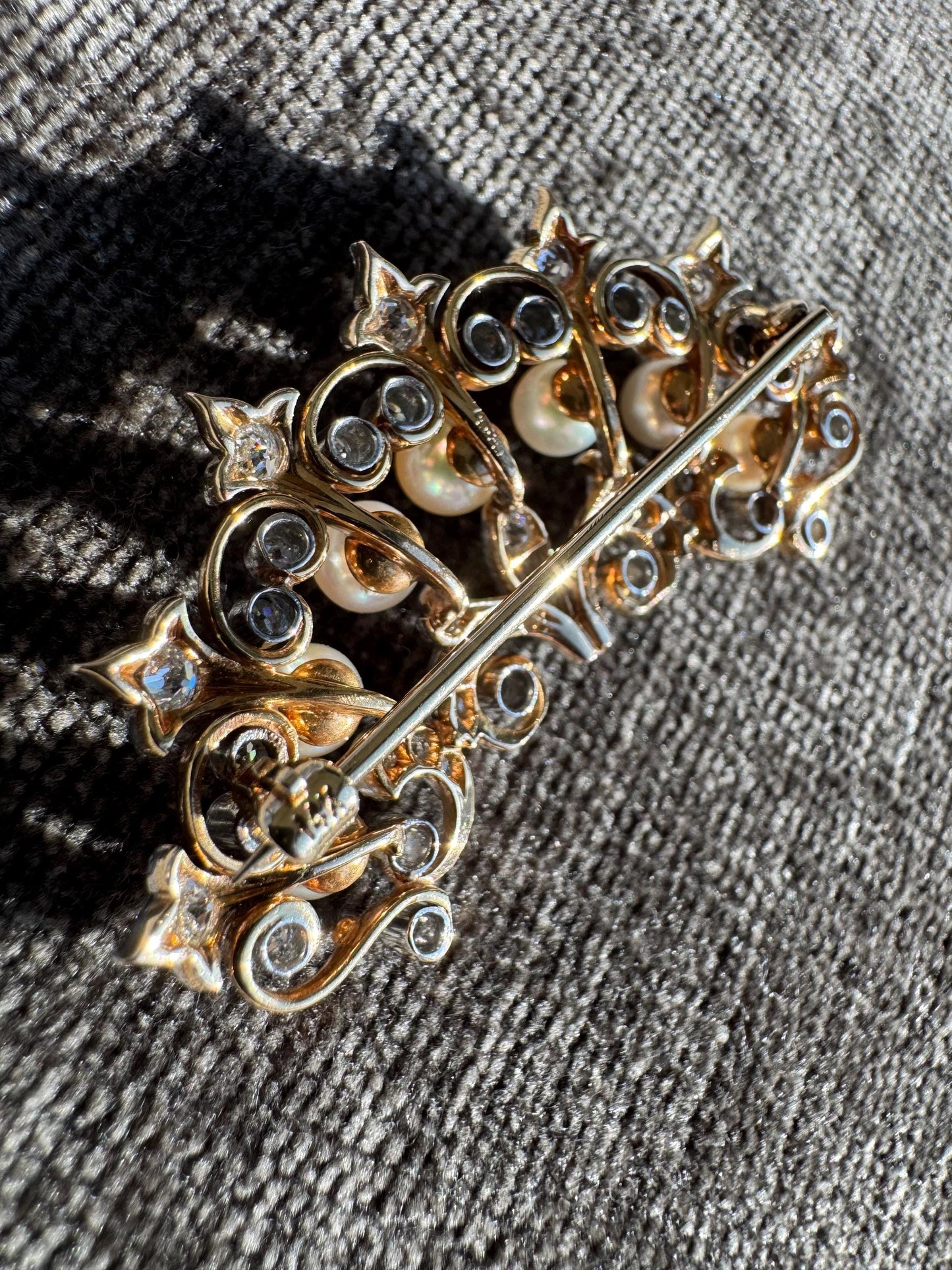 Vintage 14k Solid Yellow Gold and Platinum Natural Pearl & Diamond Brooch