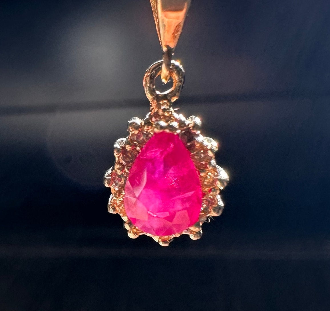 Vintage 14K Solid Yellow Gold 1.01 Carat Natural Vibrant Ruby and Diamond Halo Pendant