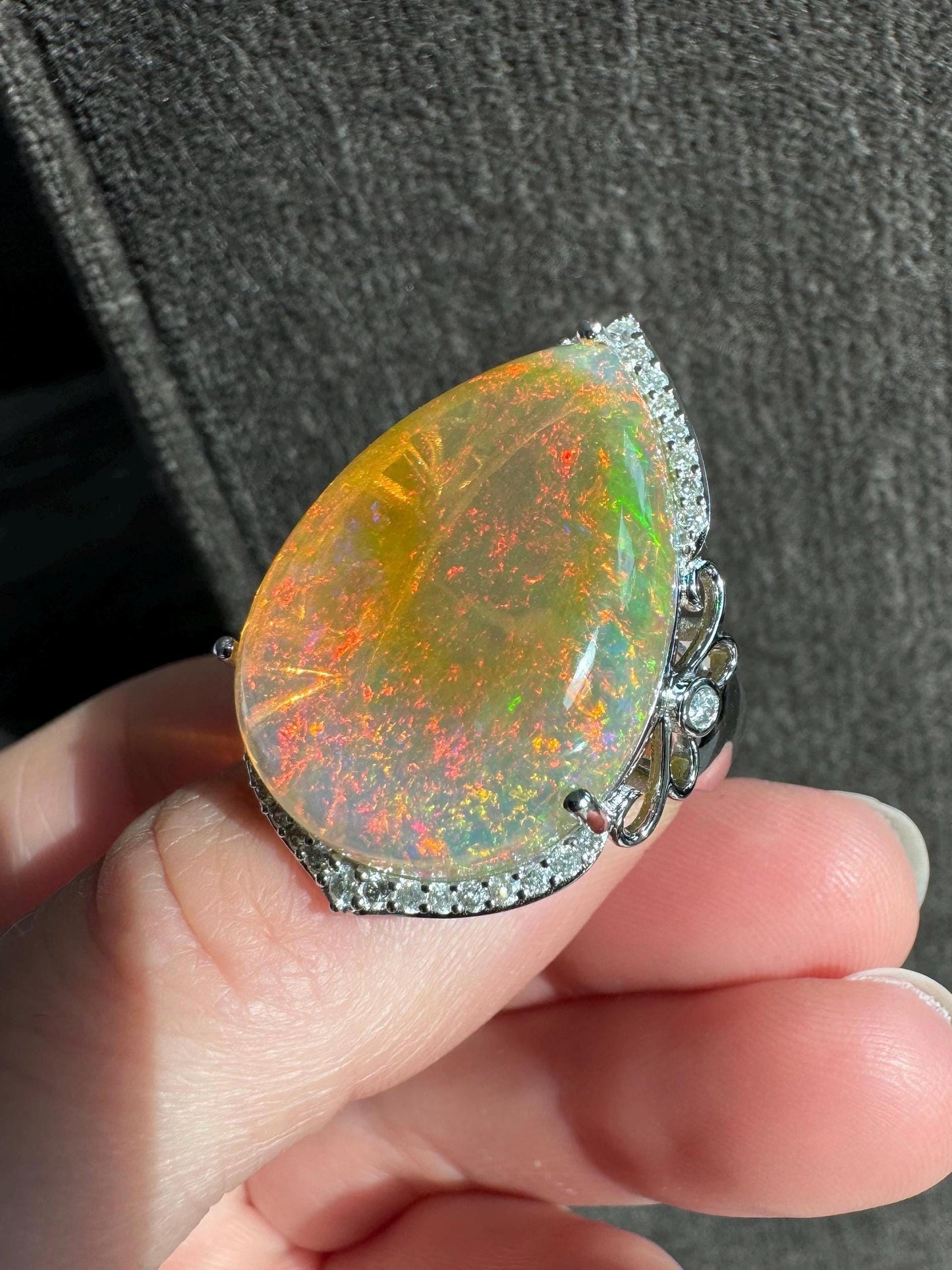 14K Solid White Gold 20.90 CT Natural Fire Opal and 0.43 Diamond Ring