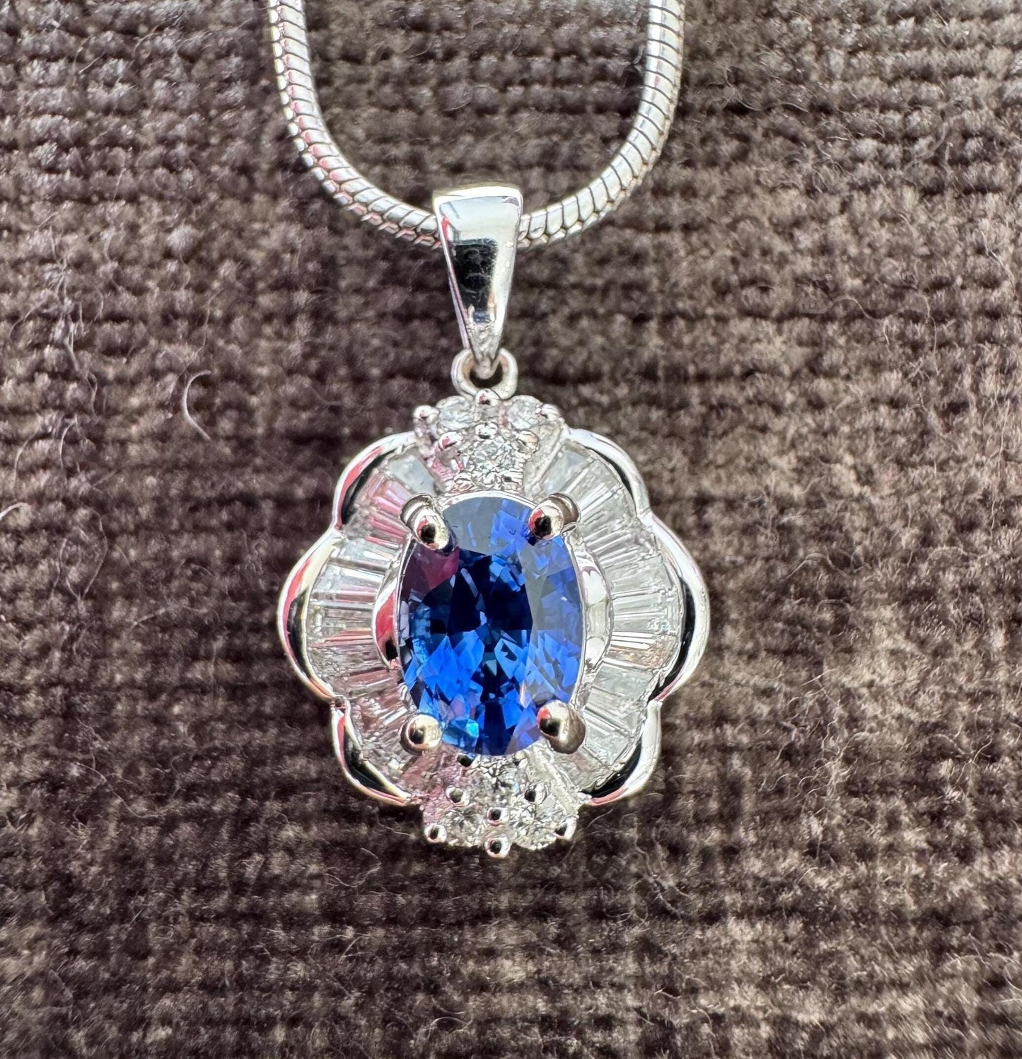 18k Solid White Gold Natural Sapphire & Diamond Necklace