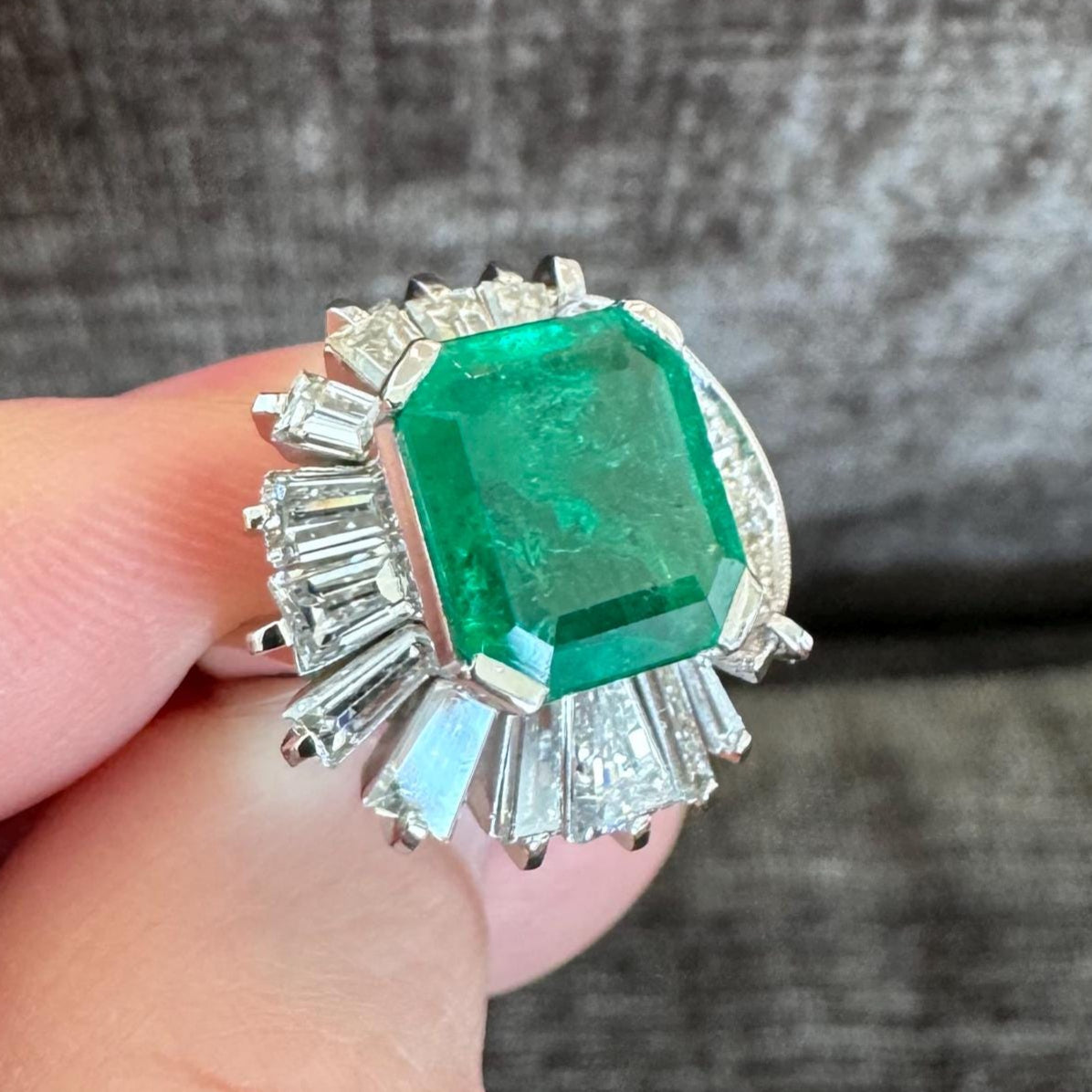 Absolutely Stunning 3.28 Carat Natural Colombian Emerald & Diamond Solid Platinum Art Deco Ring with GIA Report