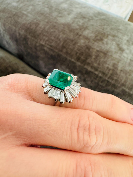 Absolutely Stunning 3.28 Carat Natural Colombian Emerald & Diamond Solid Platinum Art Deco Ring with GIA Report