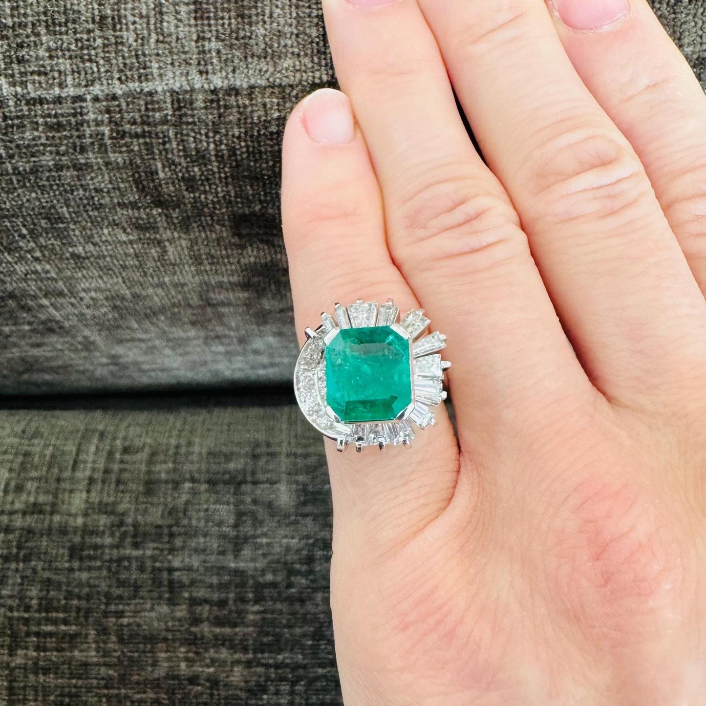 Absolutely Stunning 3.28 Carat Natural Colombian Emerald & Diamond Solid Platinum Art Deco Ring with GIA Report