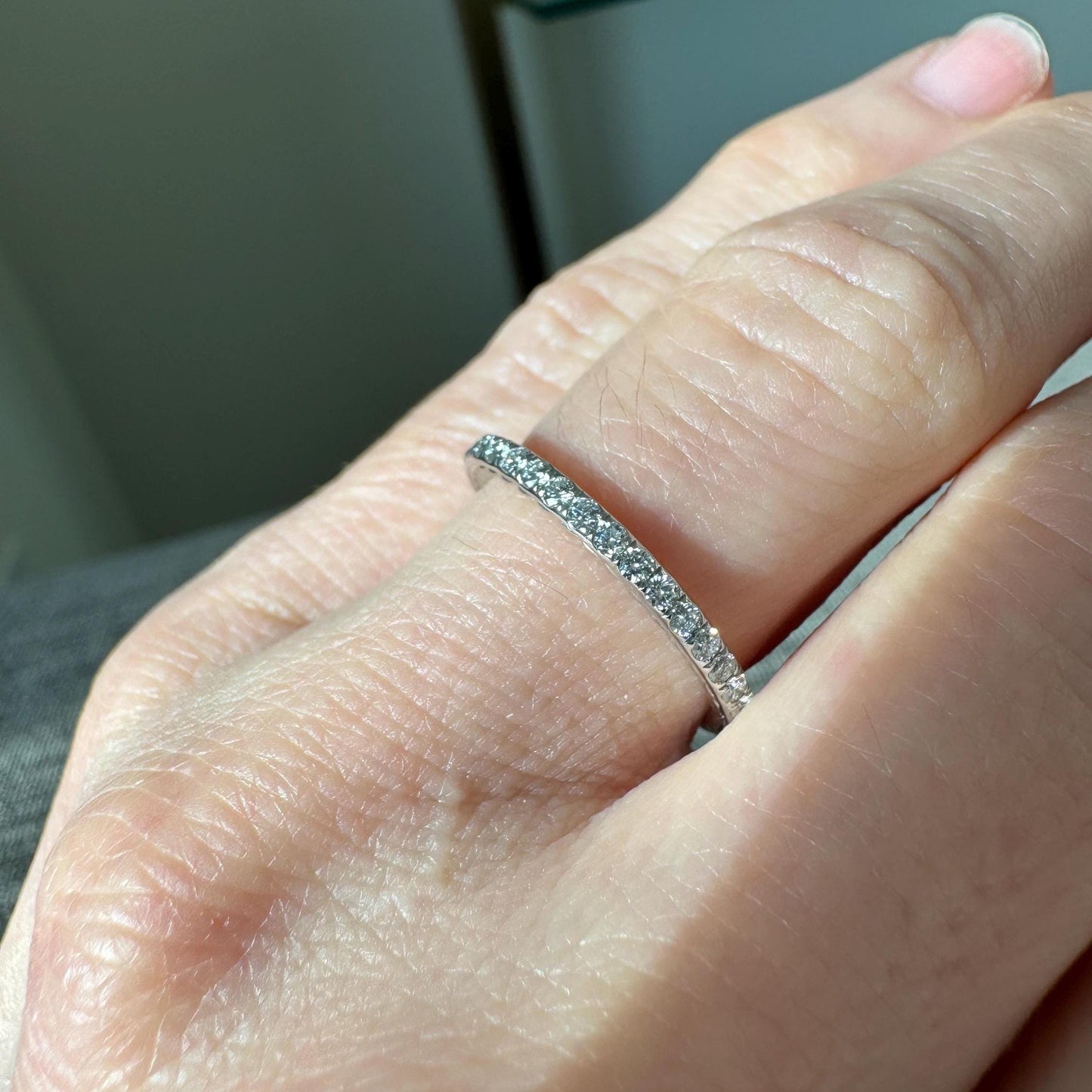 Authentic David Yurman Eden Band Ring in Platinum with Pavé Diamonds