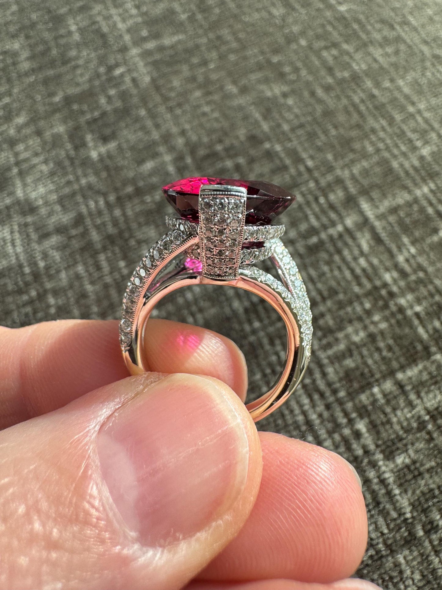 Stunning 14K Solid Gold Natural 13 Carat Tourmaline & Diamond Ring
