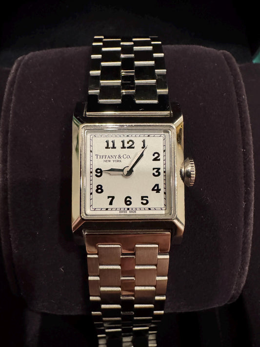 Authentic Tiffany & Co Union Square Women’s 20 mm Watch in Steel with a White Dial