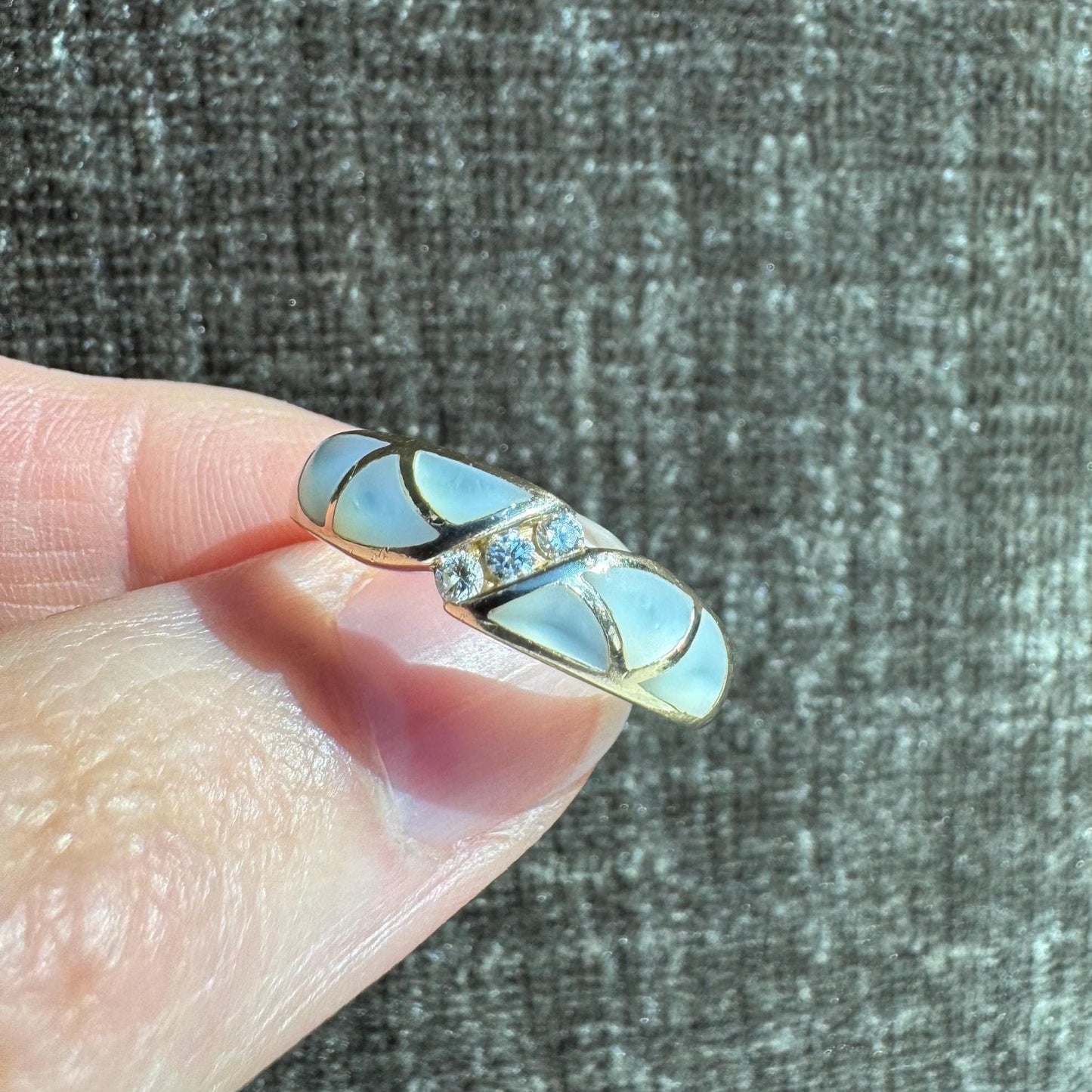 Kabana Mother of Pearl Inlay & Diamond Ring 14k Gold Fine Jewelry