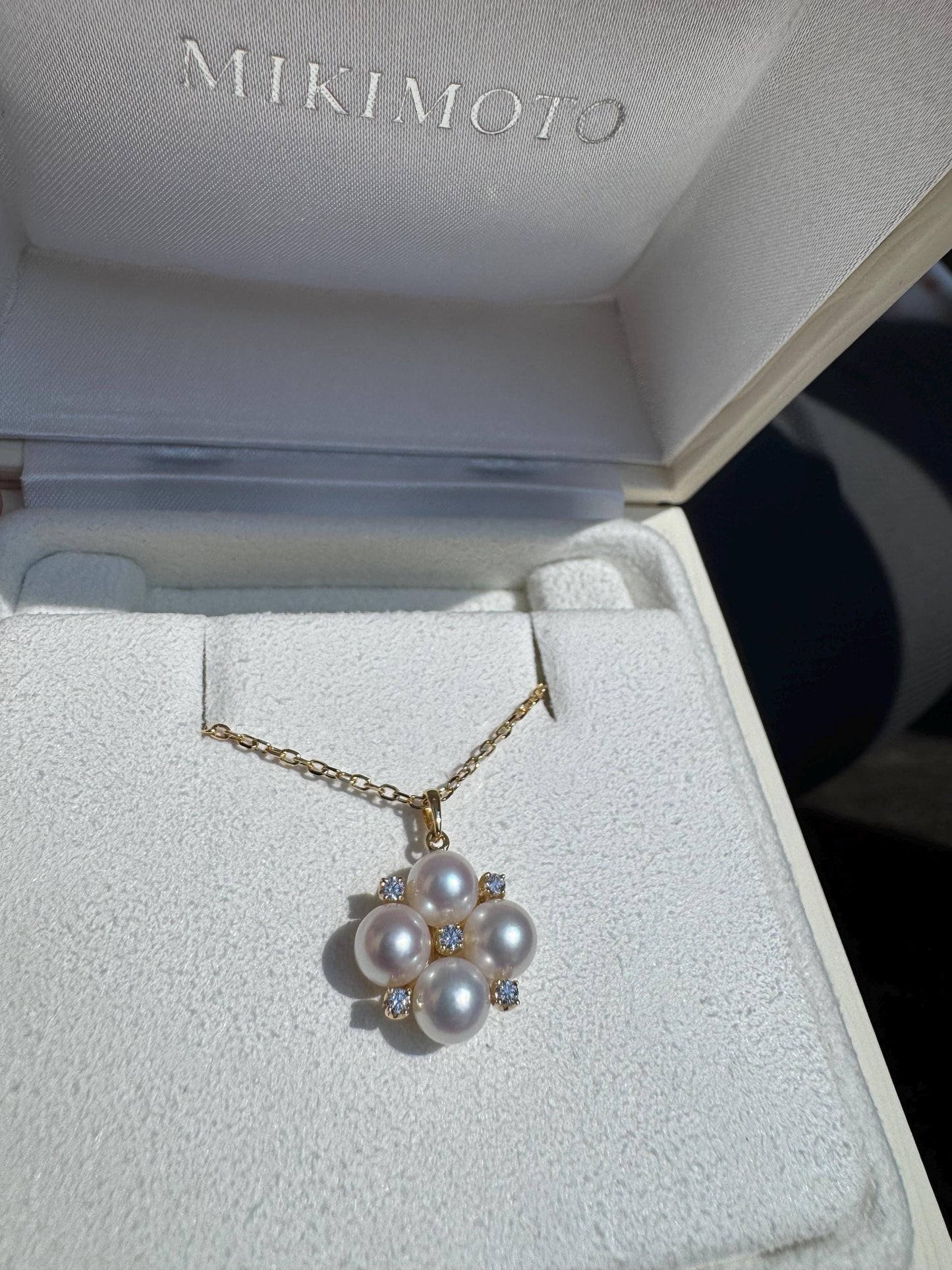 Mikimoto Akoya Pearl and Diamond Bubble Pendant – 18k Yellow Gold