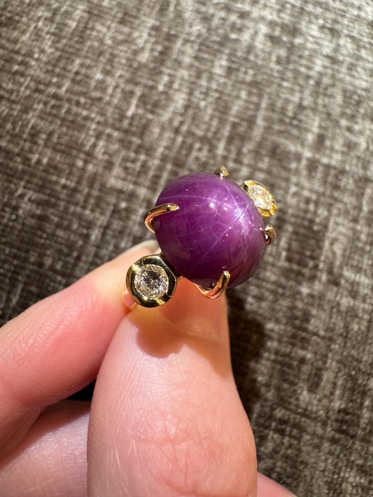 GIA-Certified 14.05ct Natural Star Ruby & Diamond 18K Yellow Gold Ring – Size 7