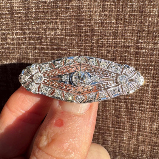 Art Deco Platinum & Old Mine Diamond Brooch – 1.25 ctw, 7.2g, VS1–VS2