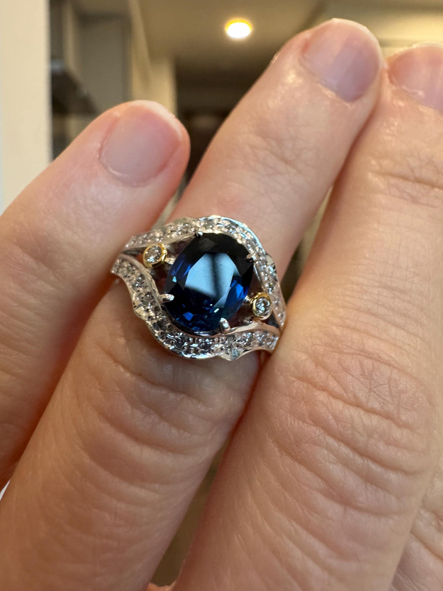 18k Gold Two Toned Natural Blue Oval Sapphire & Diamond Estate Ring