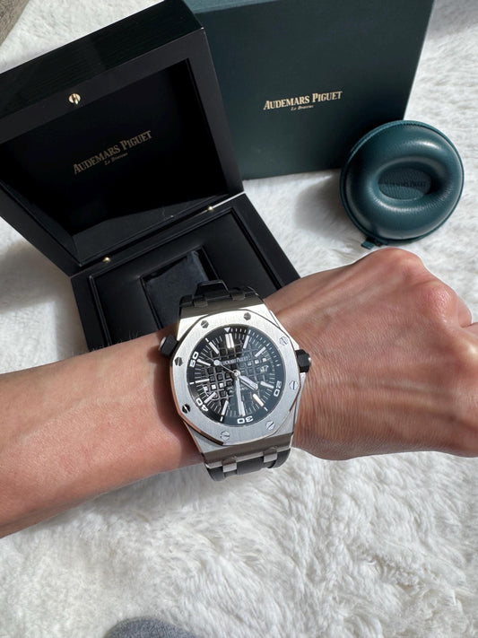 Audemars Piguet Royal Oak Offshore Diver Ref. 15703ST.OO.A002CA.01