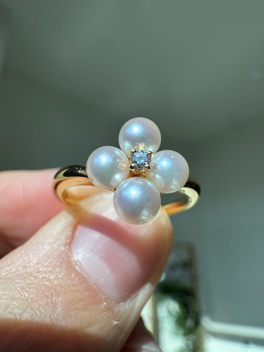 Authentic 18k Yellow Gold Mikimoto Estate Akoya Pearl & Diamond Flower Ring