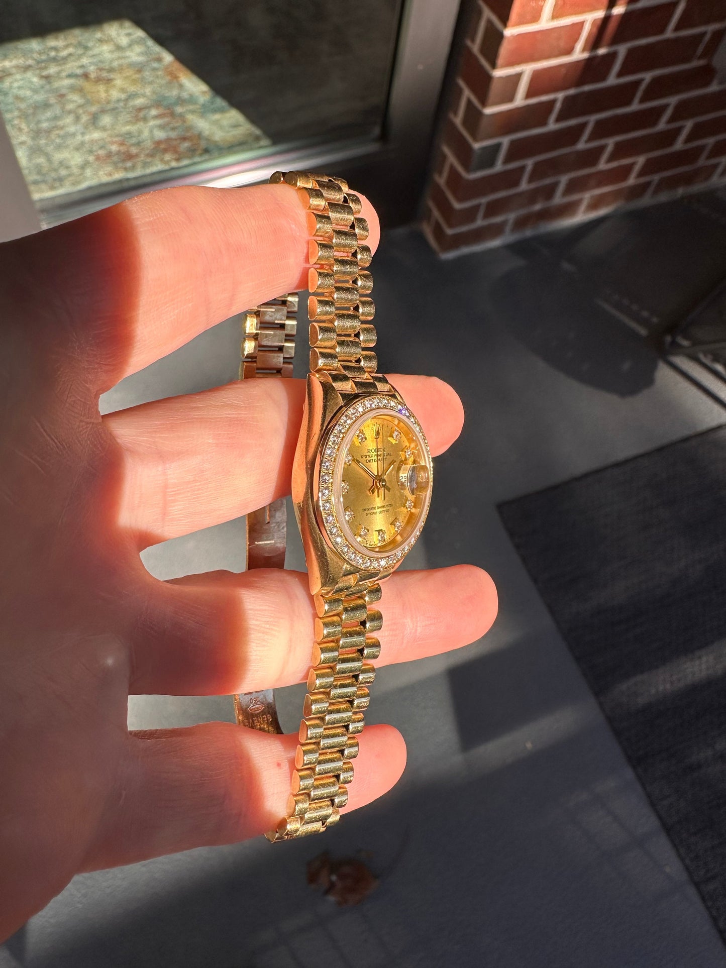 Vintage Rolex Presidential Watch - Women's 18k Solid Yellow Gold - Authentic Swiss Luxury