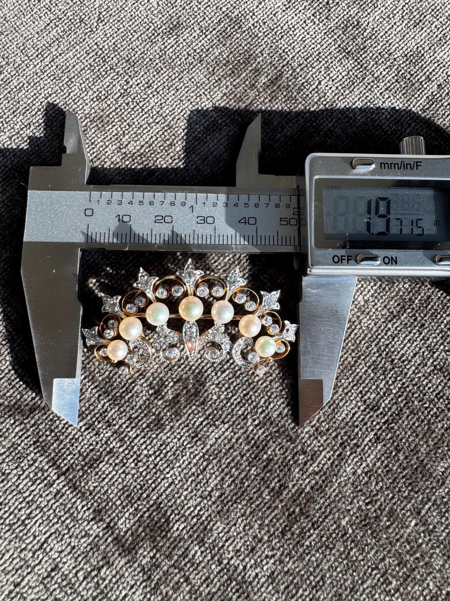 Vintage 14k Solid Yellow Gold and Platinum Natural Pearl & Diamond Brooch