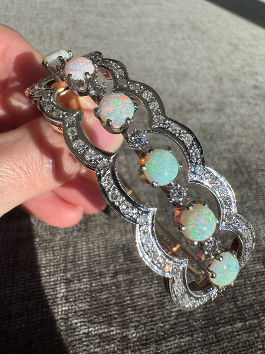 Stunning Vintage Estate 14K Opal and 1.80 CTW Diamond Scalloped Hinged Bracelet