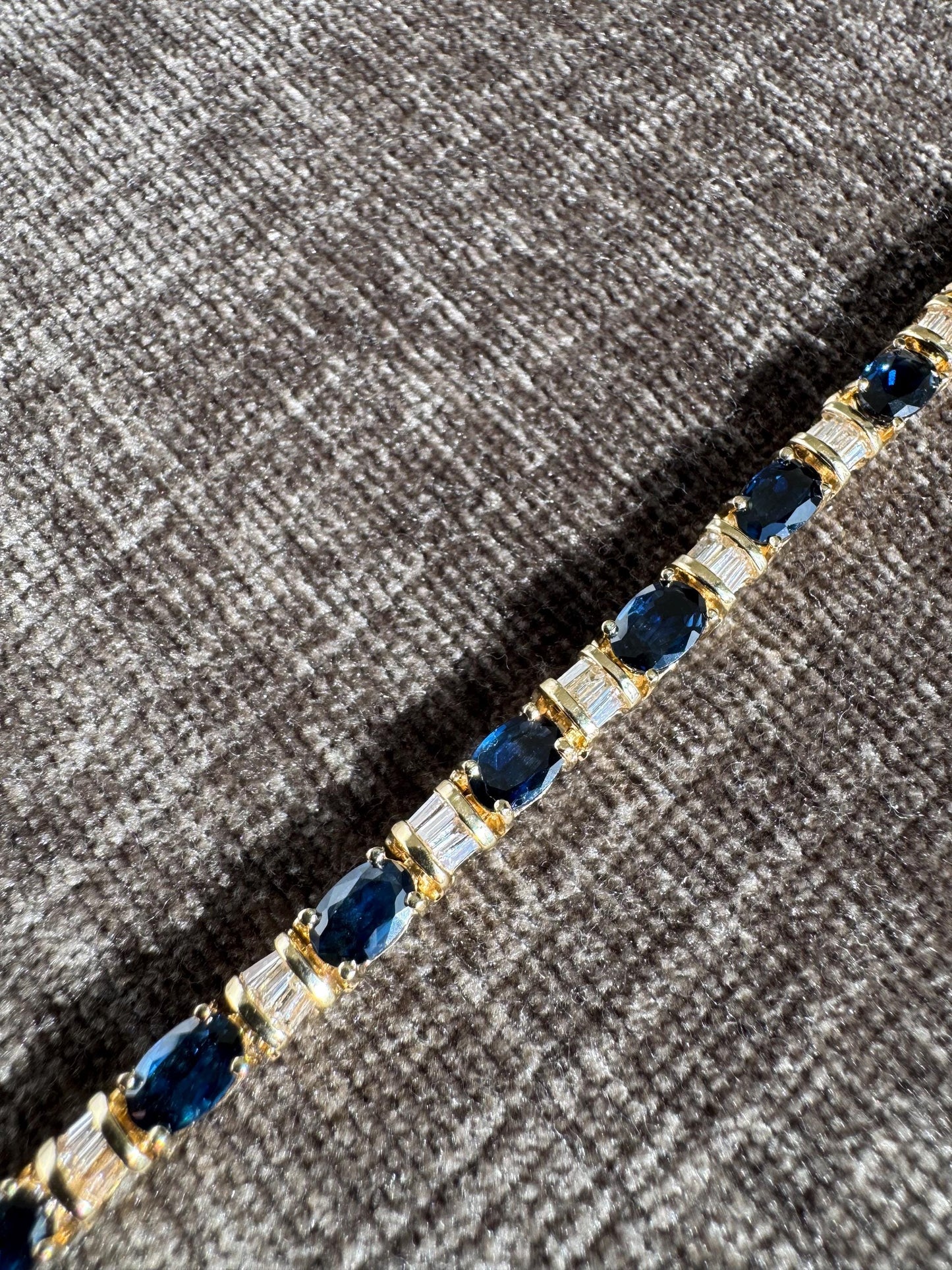 Solid 14k Yellow Gold Natural 10 Carat Sapphire & 2 Carat Diamond Bracelet