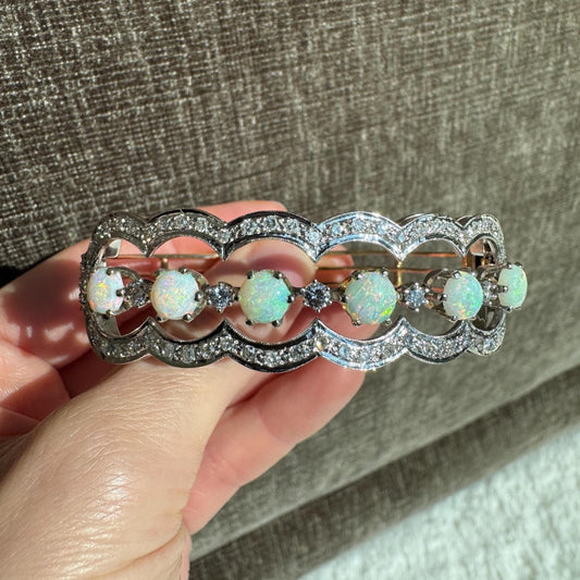Stunning Vintage Estate 14K Opal and 1.80 CTW Diamond Scalloped Hinged Bracelet