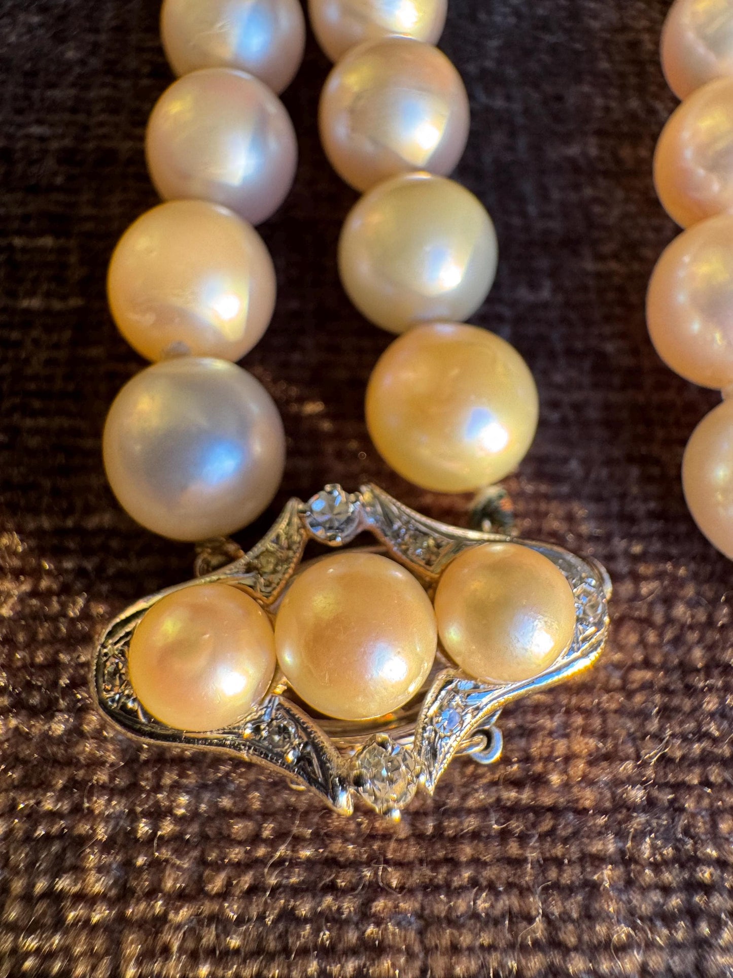 Vintage 14k White Gold Art Deco Akoya Pearl Necklace with Diamond Clasp – 8.5mm Pearls