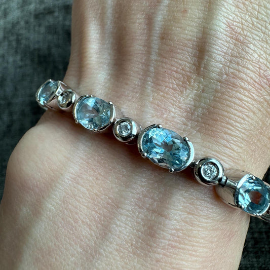 15 Carat Aquamarine & Diamond 14k White Gold Bracelet