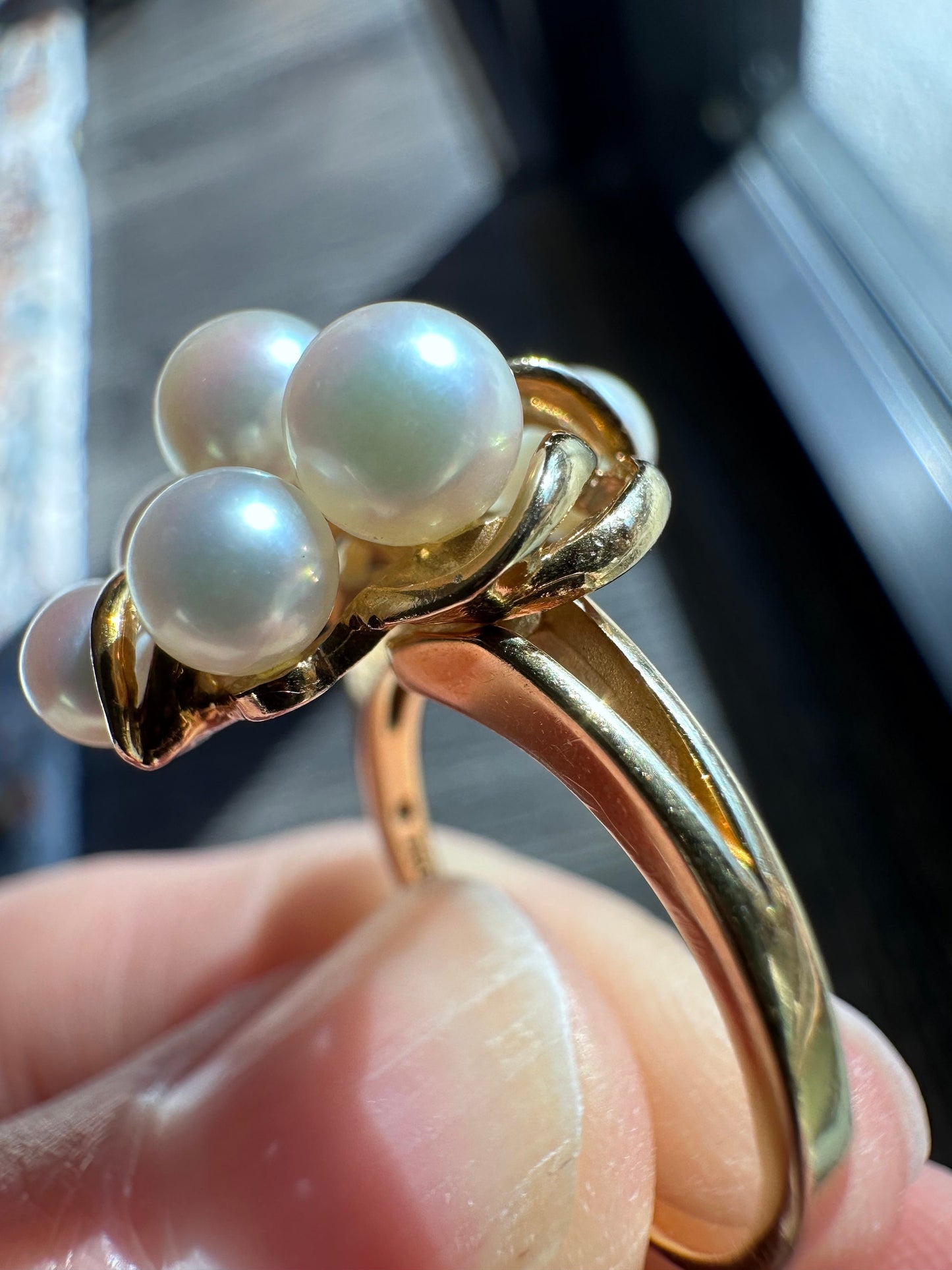 Vintage Estate 18k Solid Yellow Gold Mikimoto 8 Pearl Ring