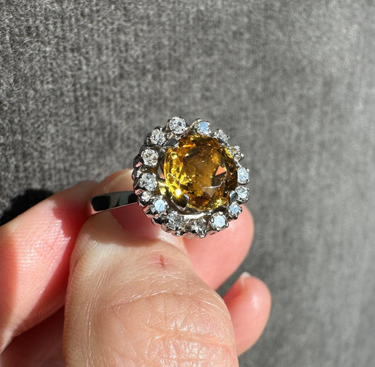 Stunning Vintage 14K Solid White Gold Natural Citrine and Diamond Ring