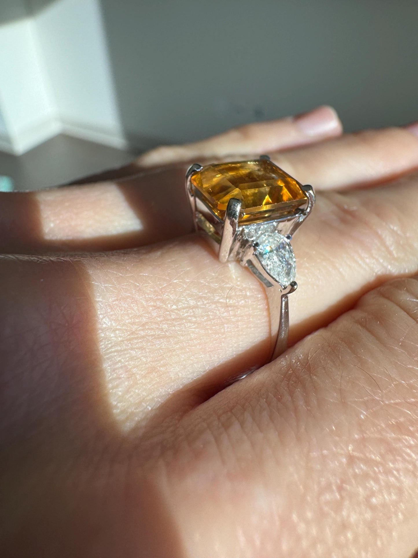 Stunning Vintage 18K Solid White Gold Natural Citrine and Diamond Ring