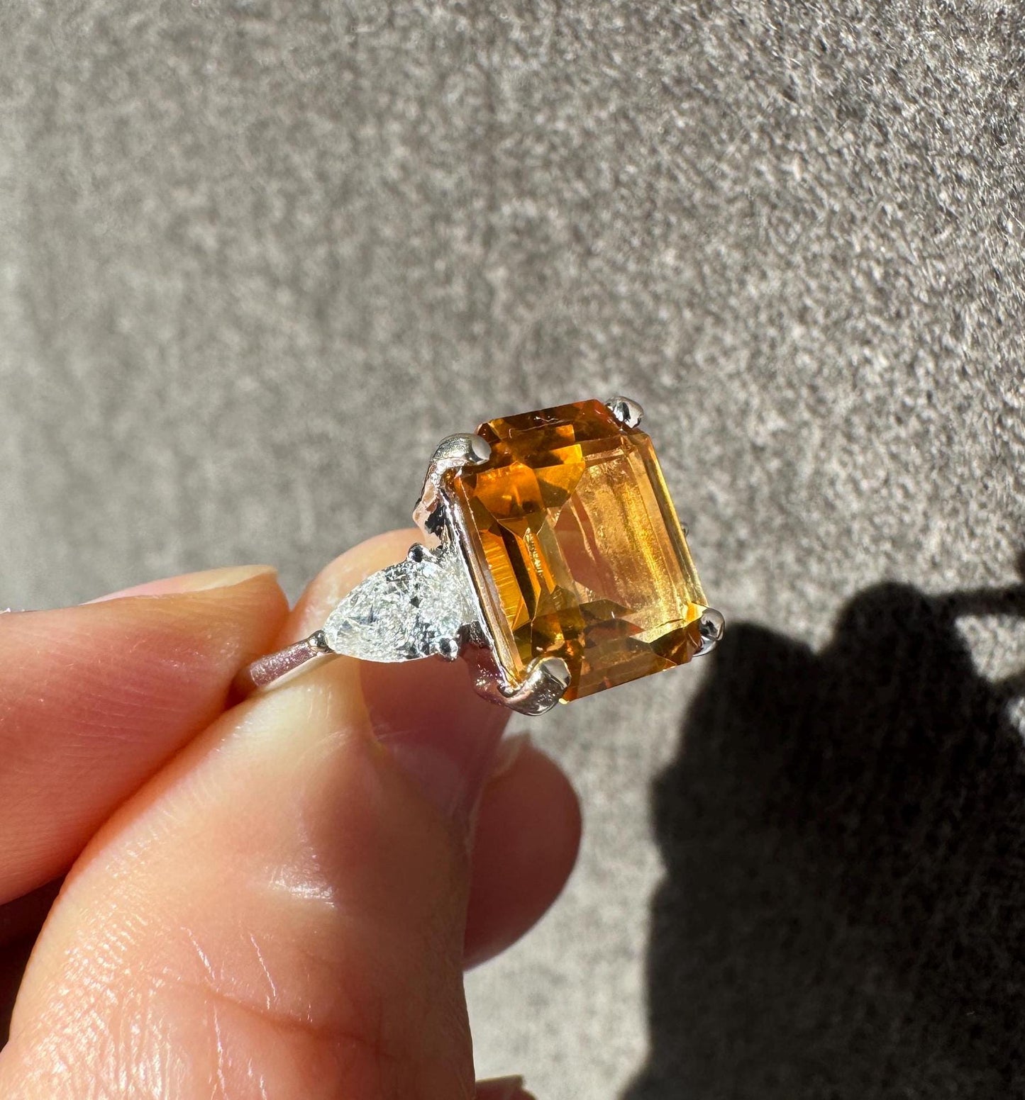 Stunning Vintage 18K Solid White Gold Natural Citrine and Diamond Ring