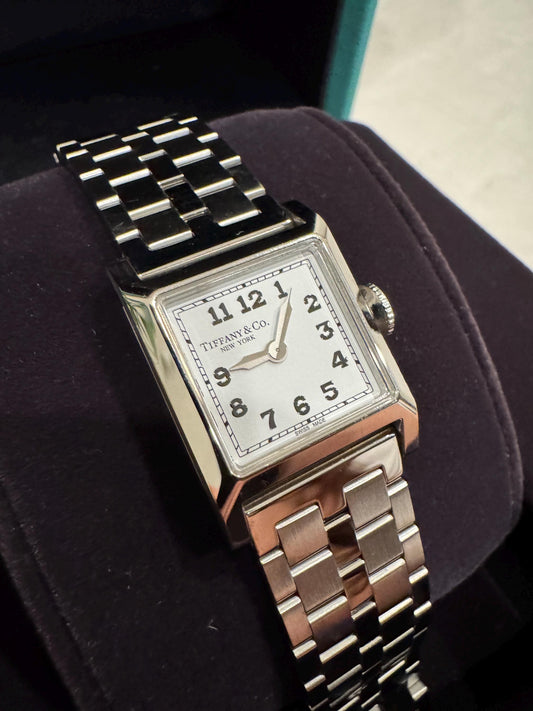 Authentic Tiffany & Co Union Square Women’s 20 mm Watch in Steel with a White Dial