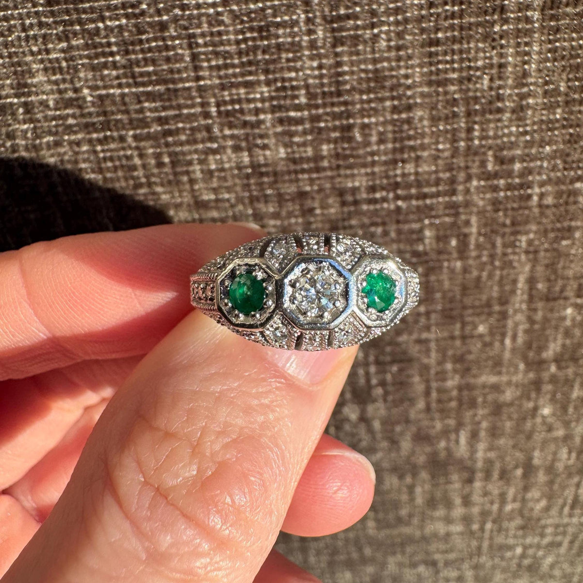 14k Solid White Gold Emerald & Diamond Ring