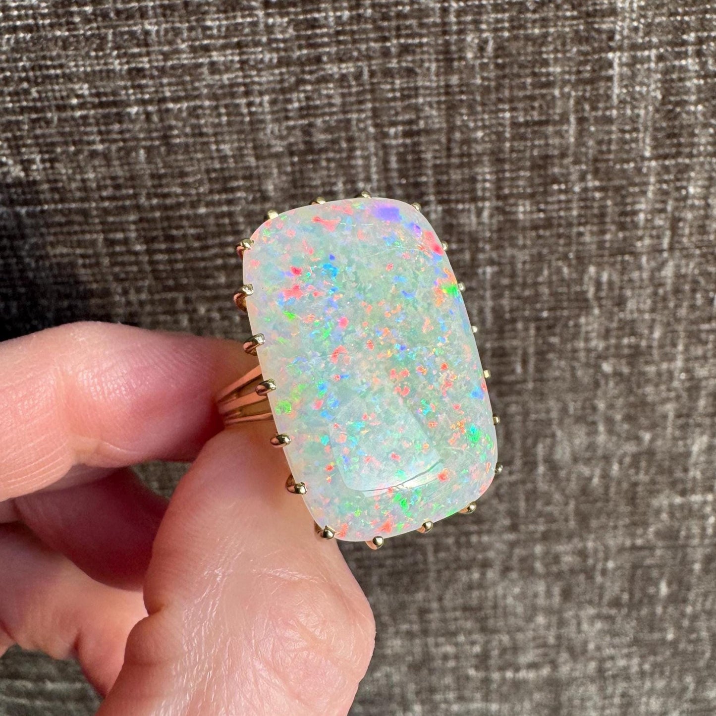24 Carat Australian Opal 14k Solid Yellow Gold Ring