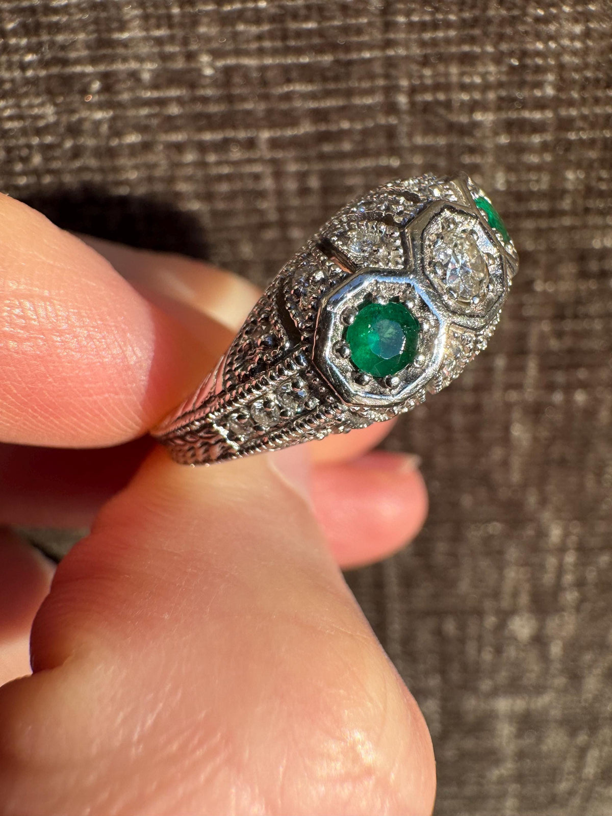 14k Solid White Gold Emerald & Diamond Ring