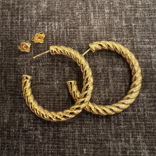 Authentic David Yurman Sculpted Cable Hoop Earrings 18K Yellow Gold 40mm