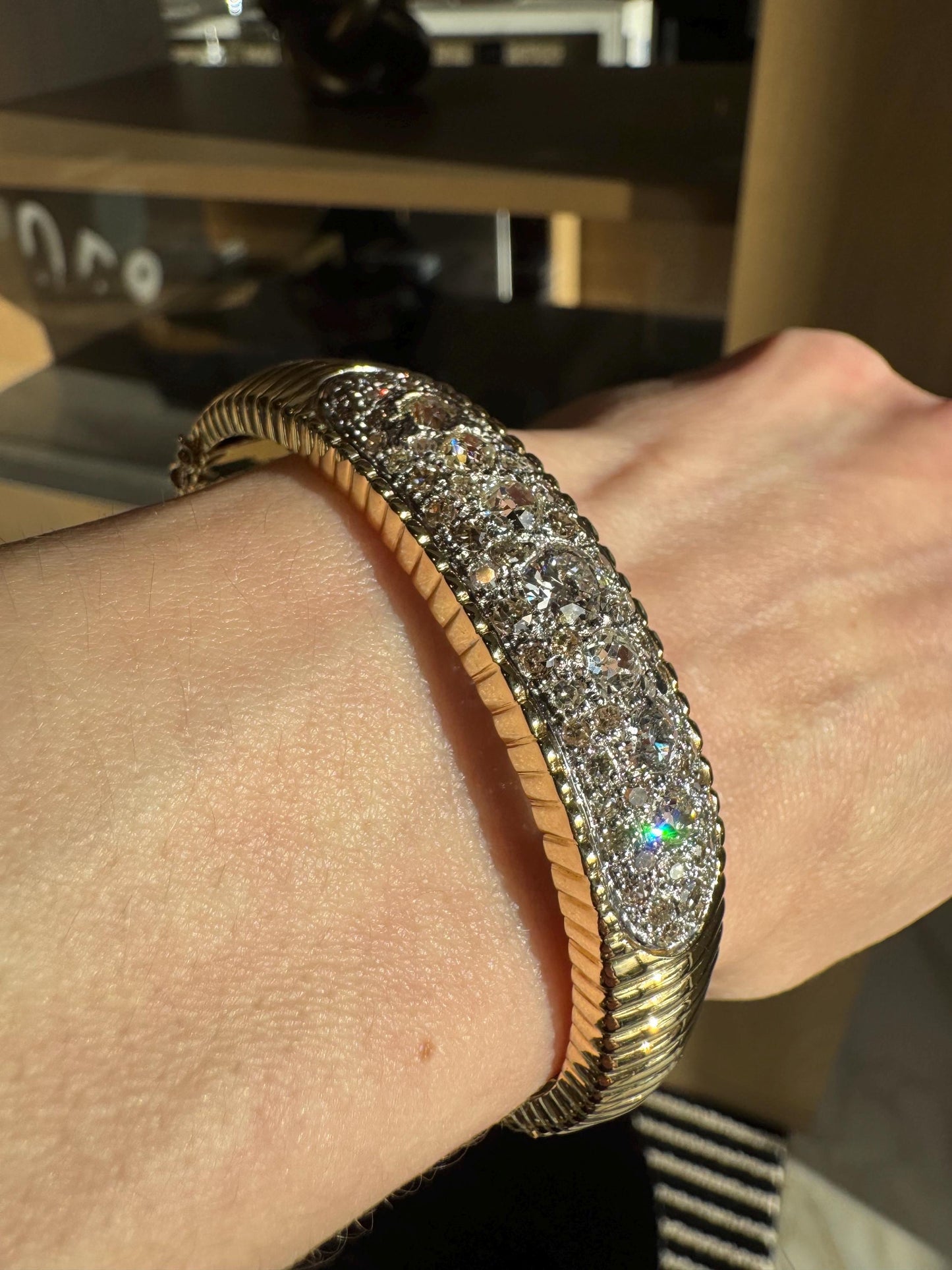 Vintage 18k Yellow Gold Diamond Shrimp Bracelet Old Mine Cut Diamonds 41.3g Estate Jewelry