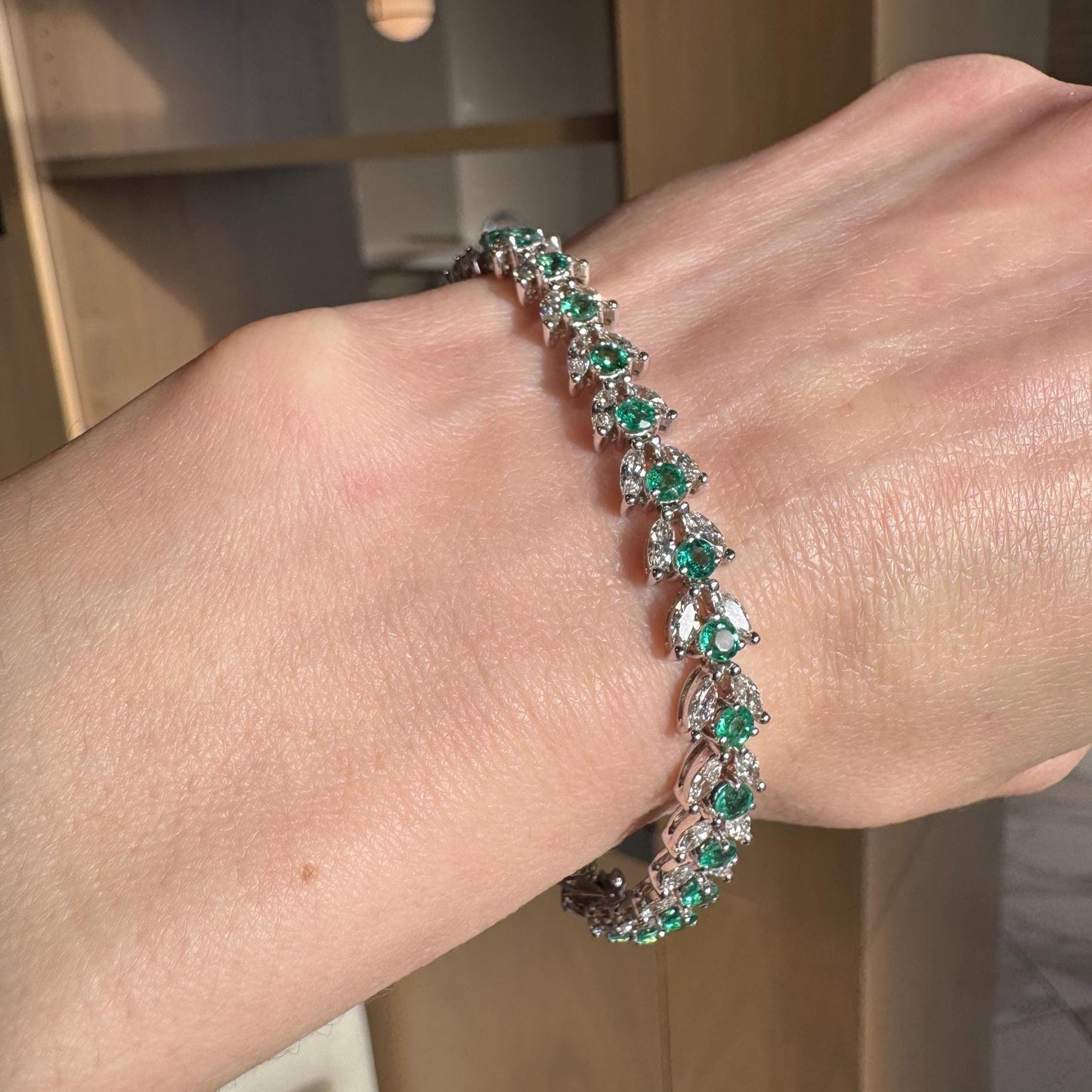 Vintage 18k Solid White Gold Emerald & Diamond Bracelet