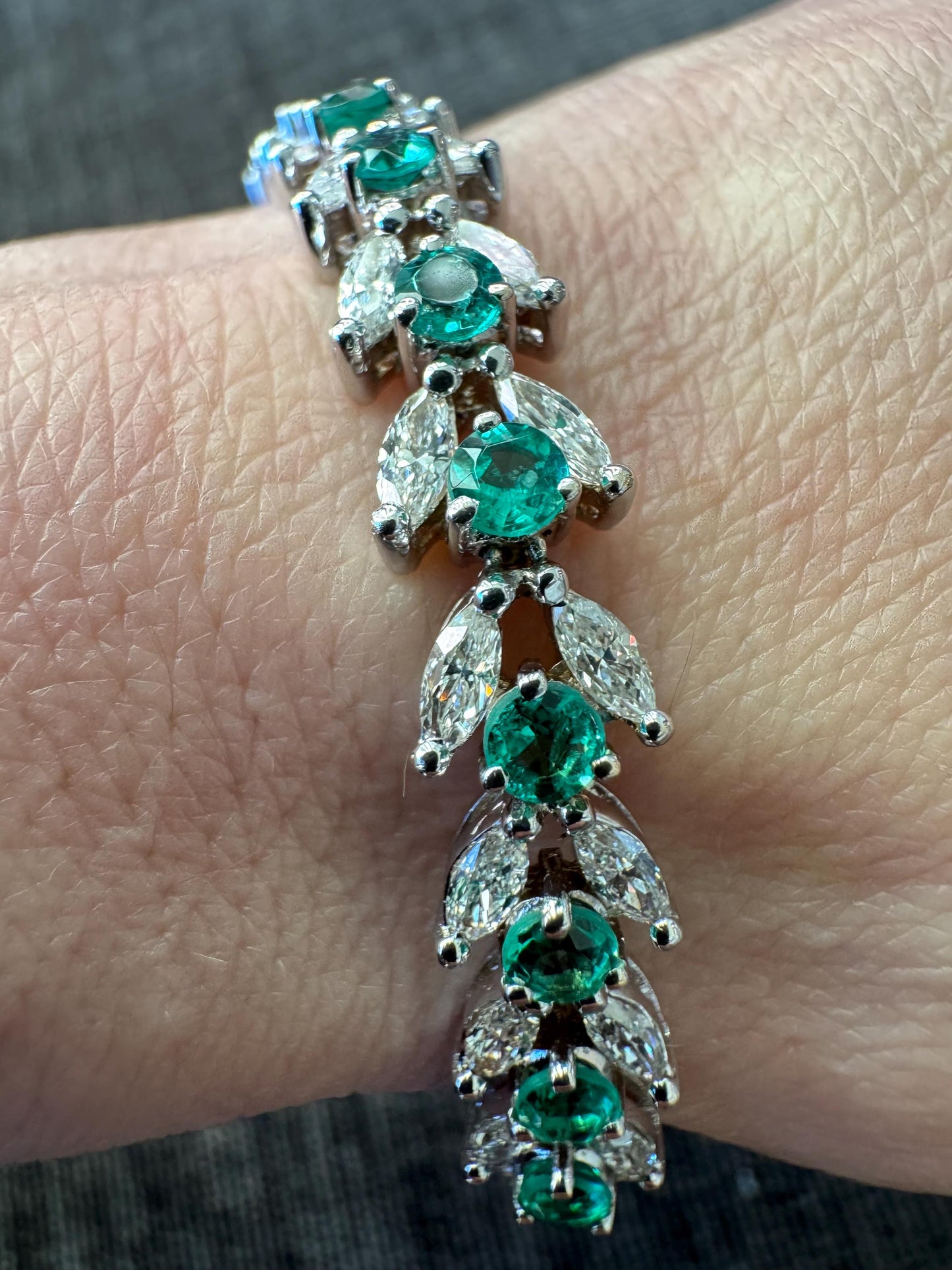 Vintage 18k Solid White Gold Emerald & Diamond Bracelet