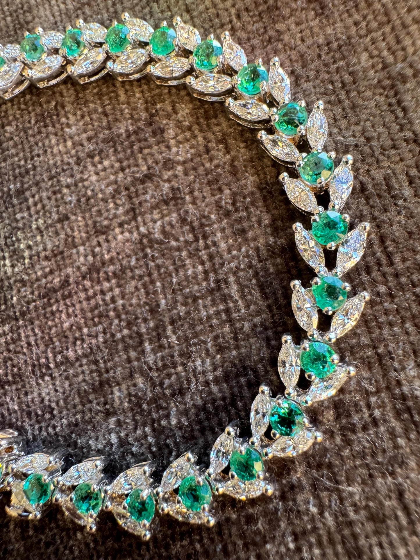Vintage 18k Solid White Gold Emerald & Diamond Bracelet