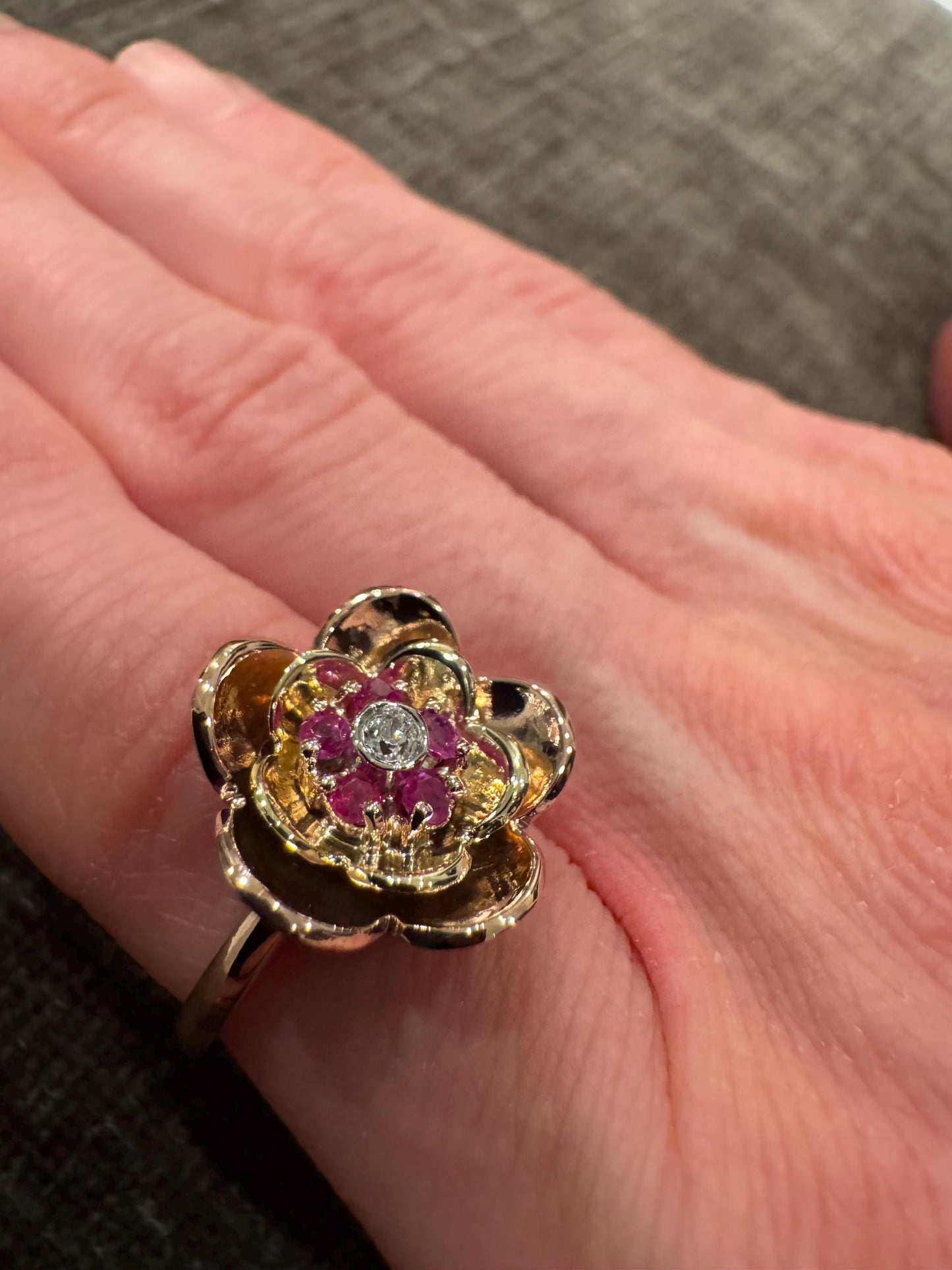 Vintage 14K Gold Ruby & Diamond Floral Ring