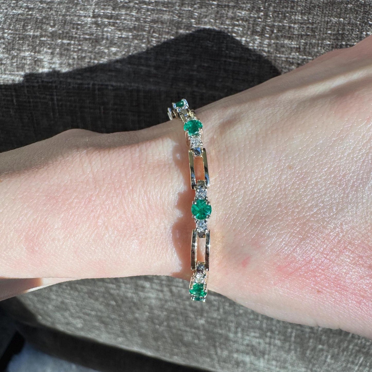 Vintage 14k Solid Yellow Gold Natural Emerald & Diamond Tennis Bracelet