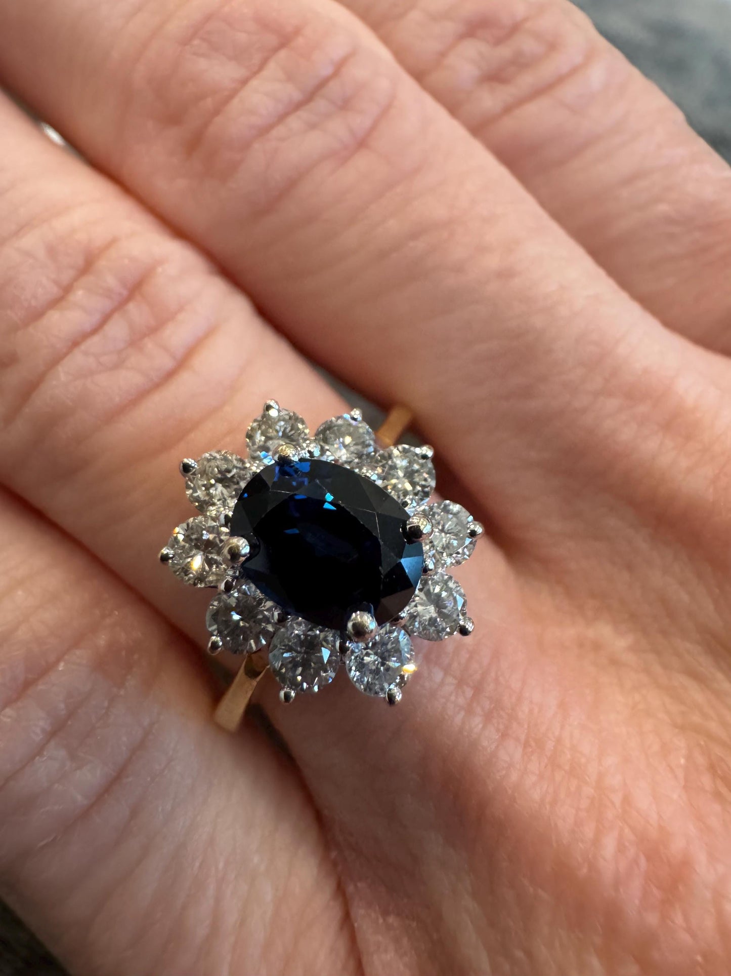 Vintage 18k Gold Two Toned Natural Blue Sapphire & Diamond Halo Princess Ring