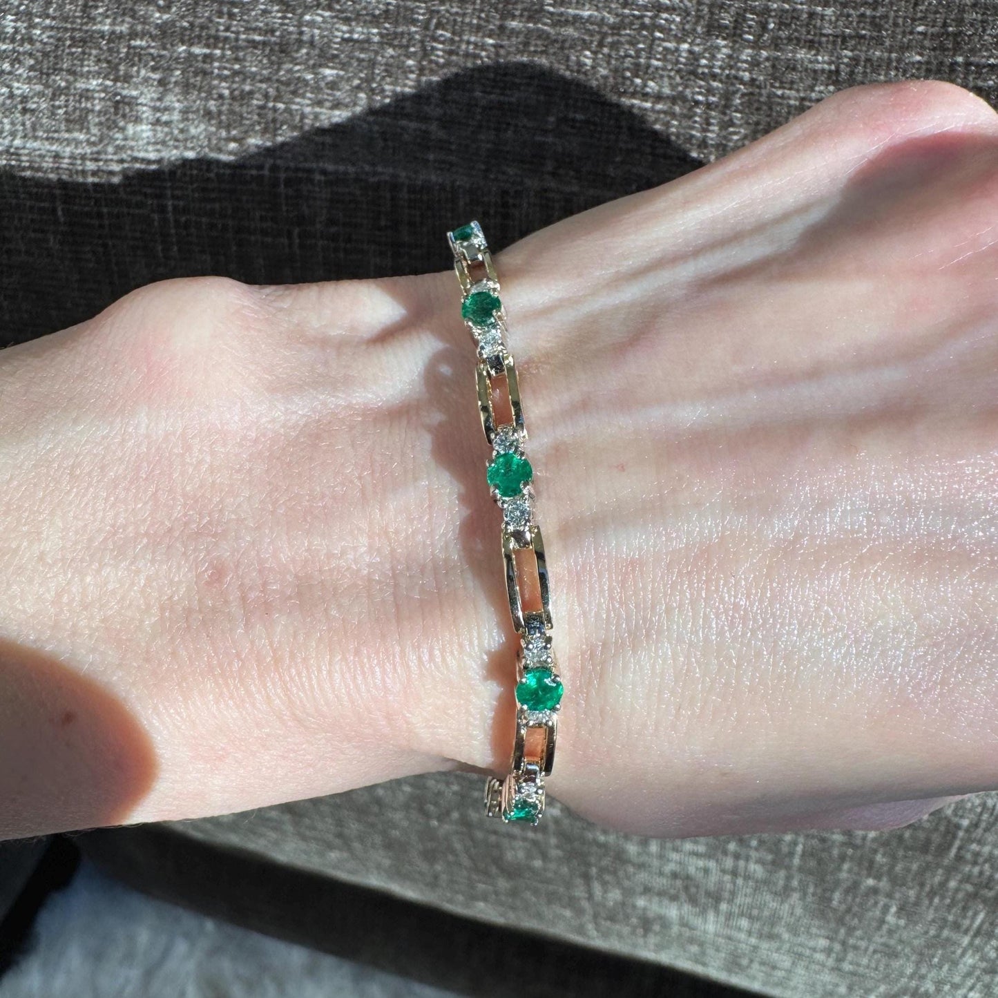 Vintage 14k Solid Yellow Gold Natural Emerald & Diamond Tennis Bracelet