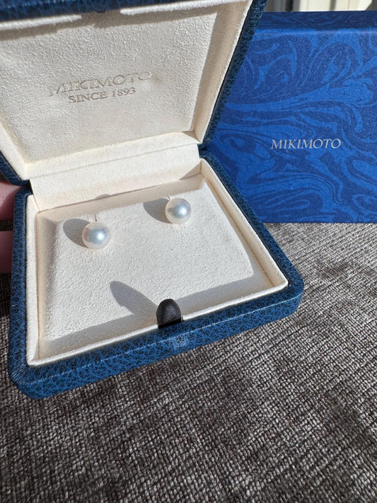 18k Solid White Gold Mikimoto Akoya Pearl Stud Earrings