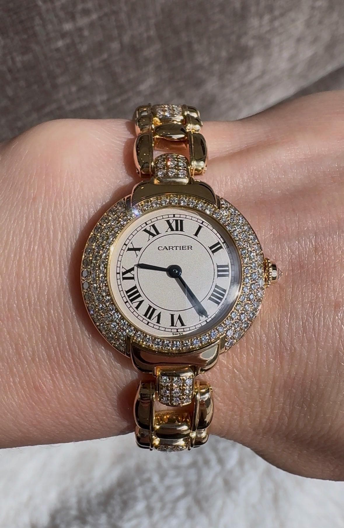 Vintage Cartier Vendôme Diamond Watch 18k Yellow Gold Factory Diamond Bezel