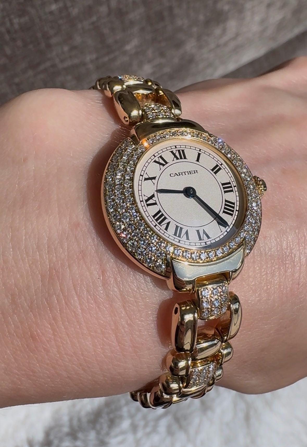 Vintage Cartier Vendôme Diamond Watch 18k Yellow Gold Factory Diamond Bezel