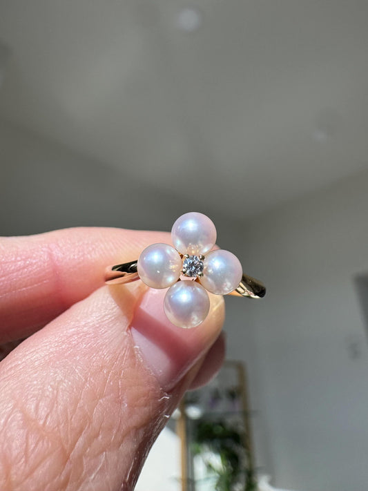 Authentic 18k Yellow Gold Mikimoto Estate Akoya Pearl & Diamond Flower Ring
