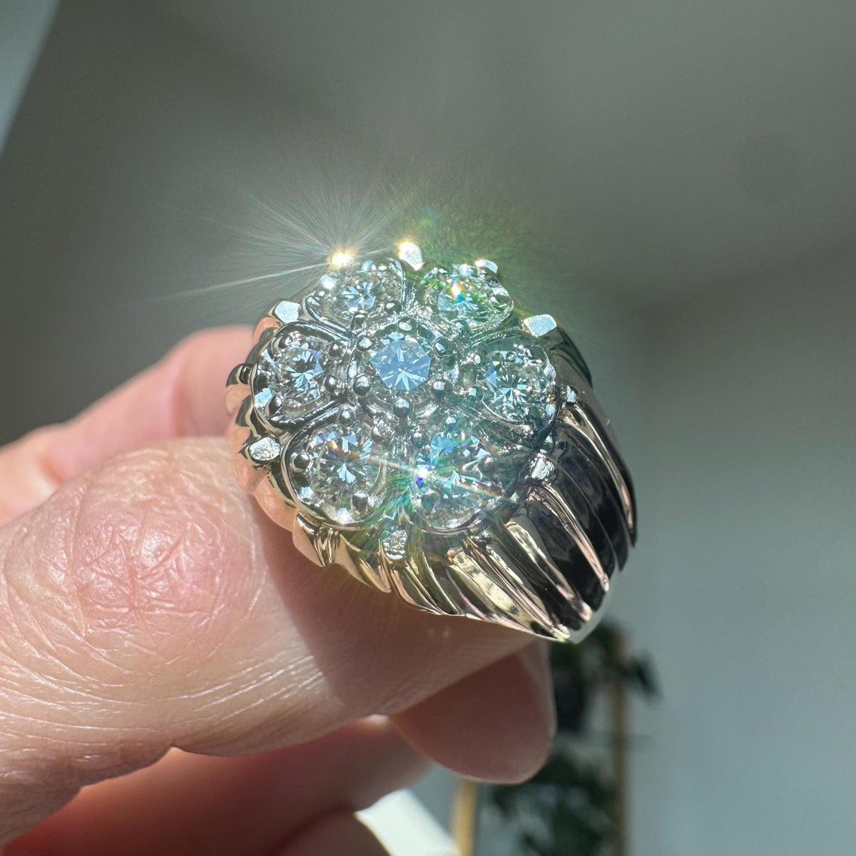 Vintage 14k Yellow Gold Mid Century 1950’s Diamond Flower Cluster Ring