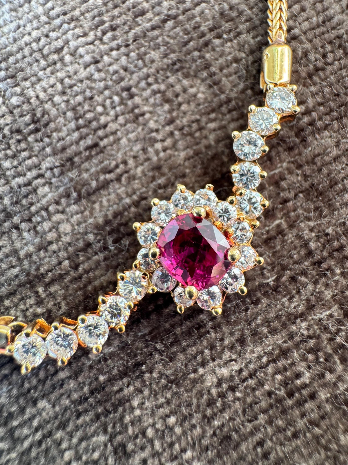Vintage 18K Yellow Gold Natural Ruby & Diamond Necklace